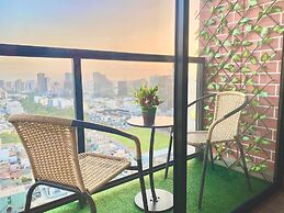 Apartment with San Isidro View (2802)