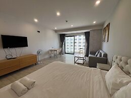 Apartment With Seaview