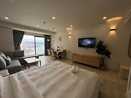 Apartment With Seaview