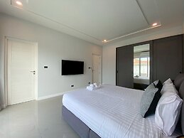 Modern Villa 3BR - Great Location KL3