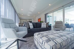 Modern Villa 3BR - Great Location KL3