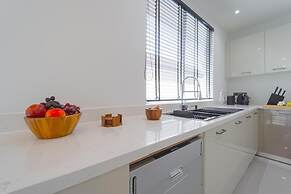 Modern Villa 3BR - Great Location KL3