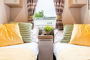 3 Bedroom Luxury Caravan