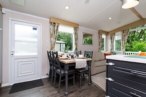 3 Bedroom Luxury Caravan