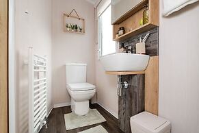 3 Bedroom Luxury Caravan