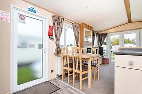 3 Bedroom Static Caravan-seton Sands