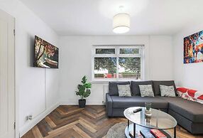 3bedroom House - Free Parking