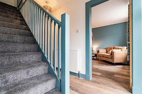 2bed House-free Parking