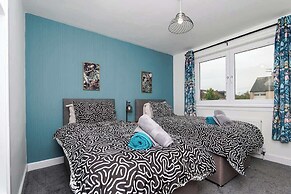 2bed House-free Parking