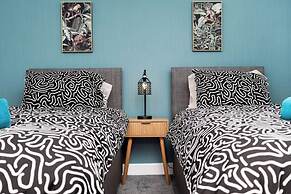 2bed House-free Parking