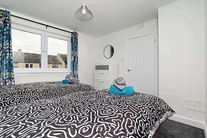 2bed House-free Parking