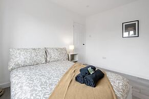 3bed House-free Parking