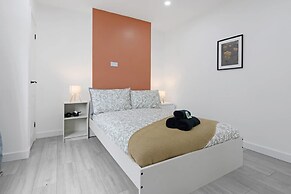 3bed House-free Parking