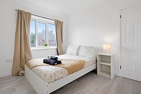 3bed House-free Parking