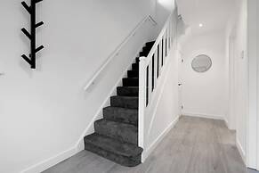 3bed House-free Parking