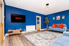 3 Bedroom Stylish Ground Floor Flat