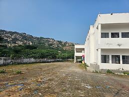 Lama Hotel Barabar