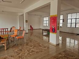 Lama Hotel Barabar