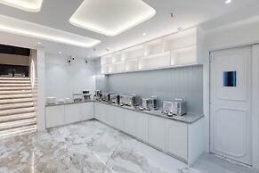 Emerald Luxe A Boutique Hotel