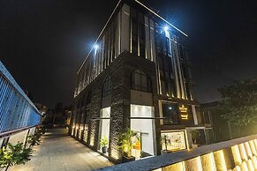 Emerald Luxe A Boutique Hotel