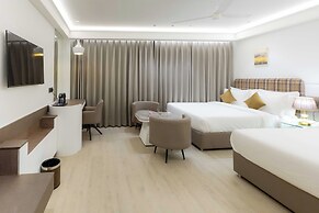 Emerald Luxe A Boutique Hotel