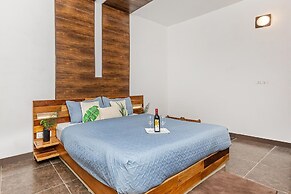 The Amaltas Villa By Jungle Diaries
