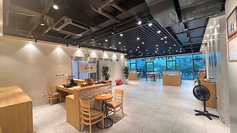 Uberzen Residence Hotel