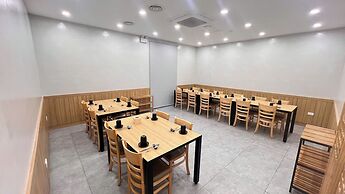 Uberzen Residence Hotel