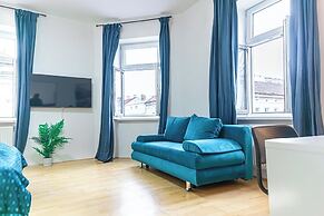 Budget 2BR Apt Near Wiener Stadthalle