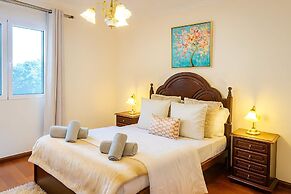 Armando House Ocean View