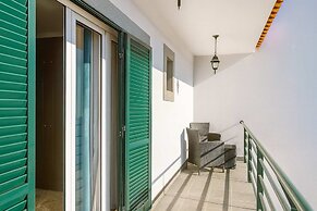 Armando House Ocean View