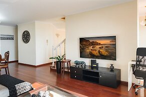 Armando House Ocean View