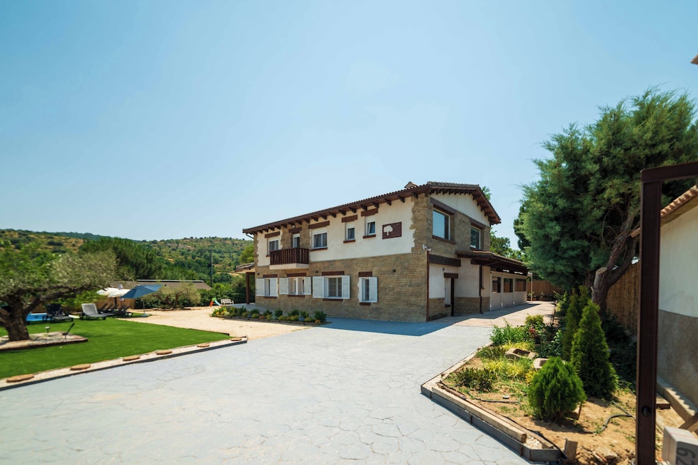 FINCA AVELLANEDA