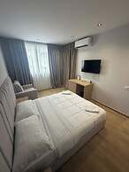Blue Studios By Comfort Suites