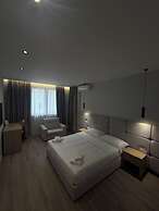 Blue Studios By Comfort Suites