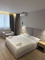 Blue Studios By Comfort Suites