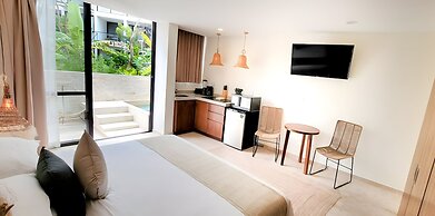 TWT CONDOS