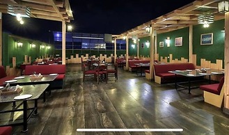 Hotel Blue Bird