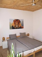Dar Makai Surf Hotel