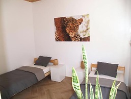 Dar Makai Surf Hotel