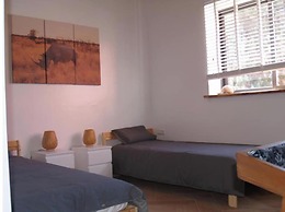 Dar Makai Surf Hotel