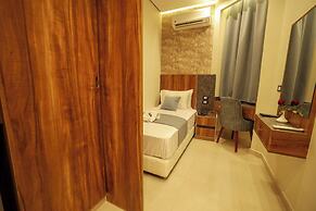 Sama Hotel Sherif Bash