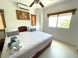 MINI BEACH STUDIOS