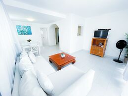 MINI BEACH STUDIOS