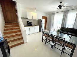 MINI BEACH STUDIOS