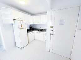 MINI BEACH STUDIOS