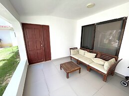 MINI BEACH STUDIOS