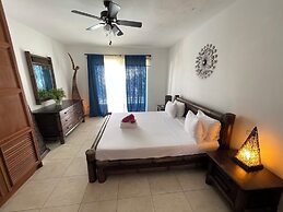 MINI BEACH STUDIOS