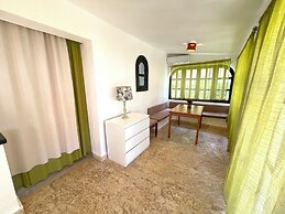 MINI BEACH STUDIOS