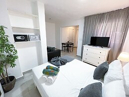 MINI BEACH STUDIOS